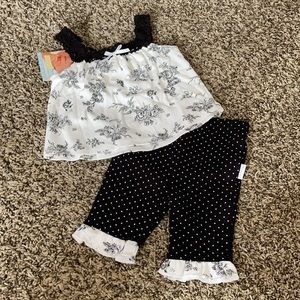 Vitamins Baby matching outfit NWT size 6month